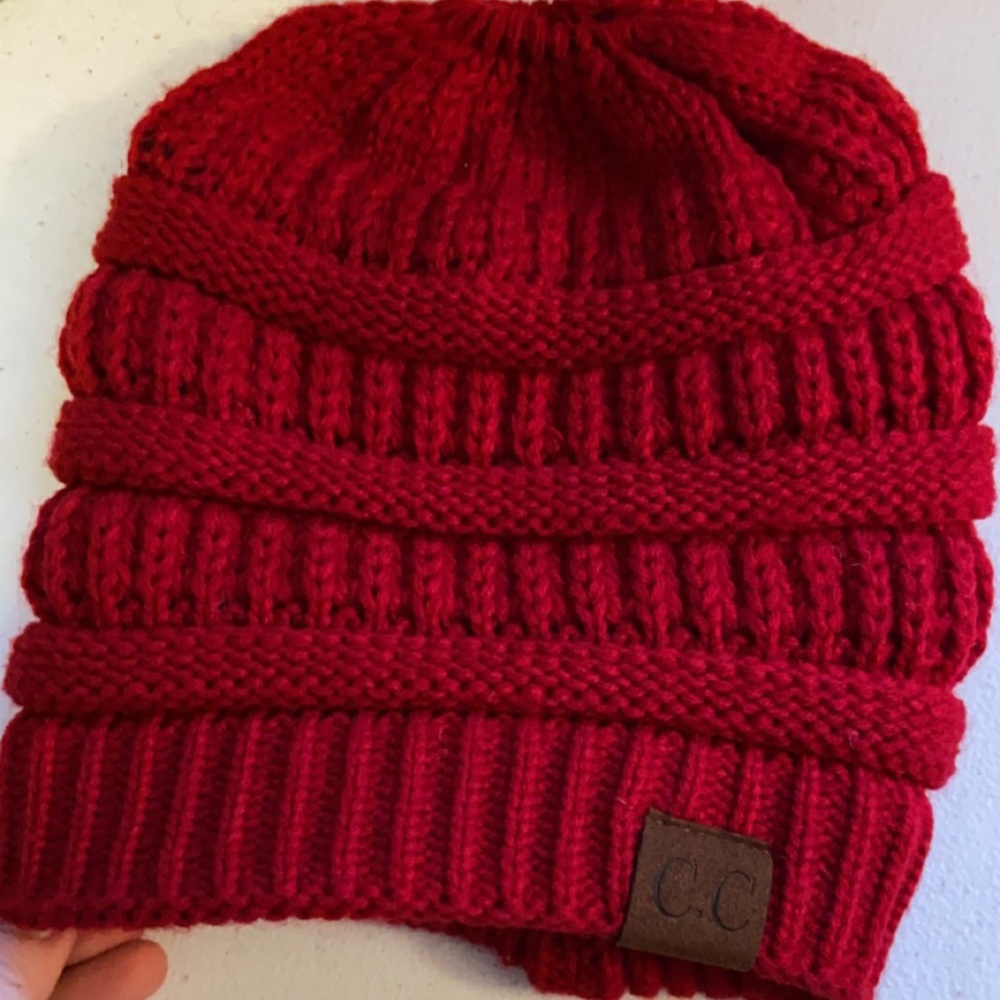 CC ponytail beanie